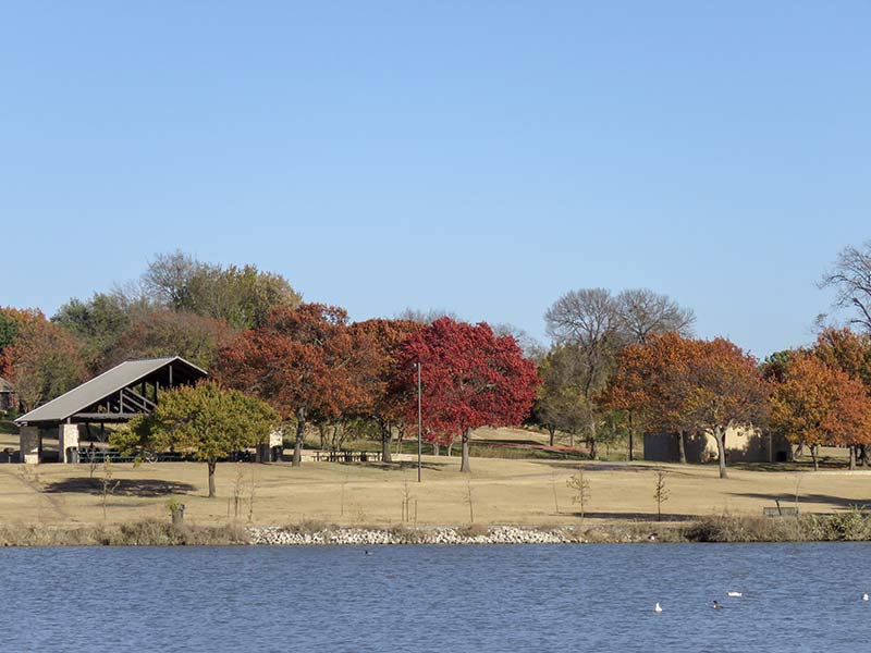 a lake in plano, texas