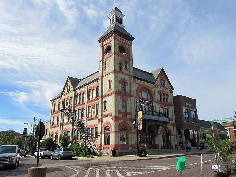 woodstock opera house resembling a castle